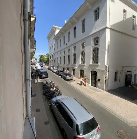 Bureaux 5 pièces 106 m²