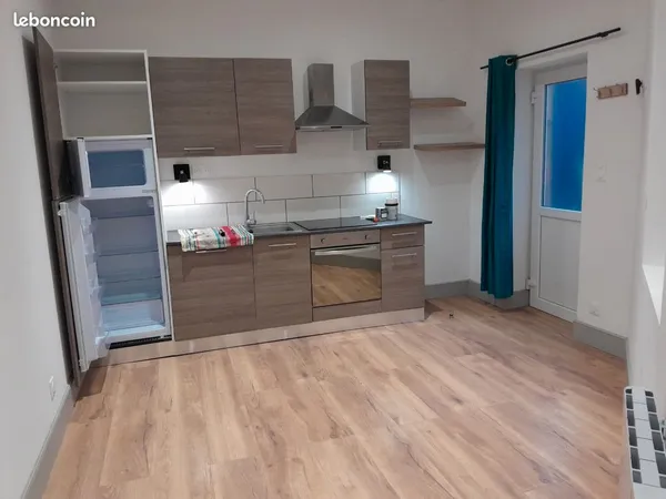 À louer appartement 5 pièces 90 mètres carrés