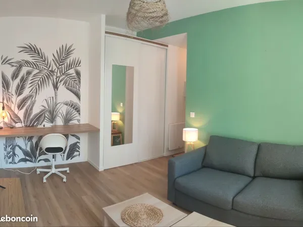 🌟 TOURS CENTRE - T1 MEUBLÉ 24 m² + TERRASSE 13 m² - GARE à 50m
