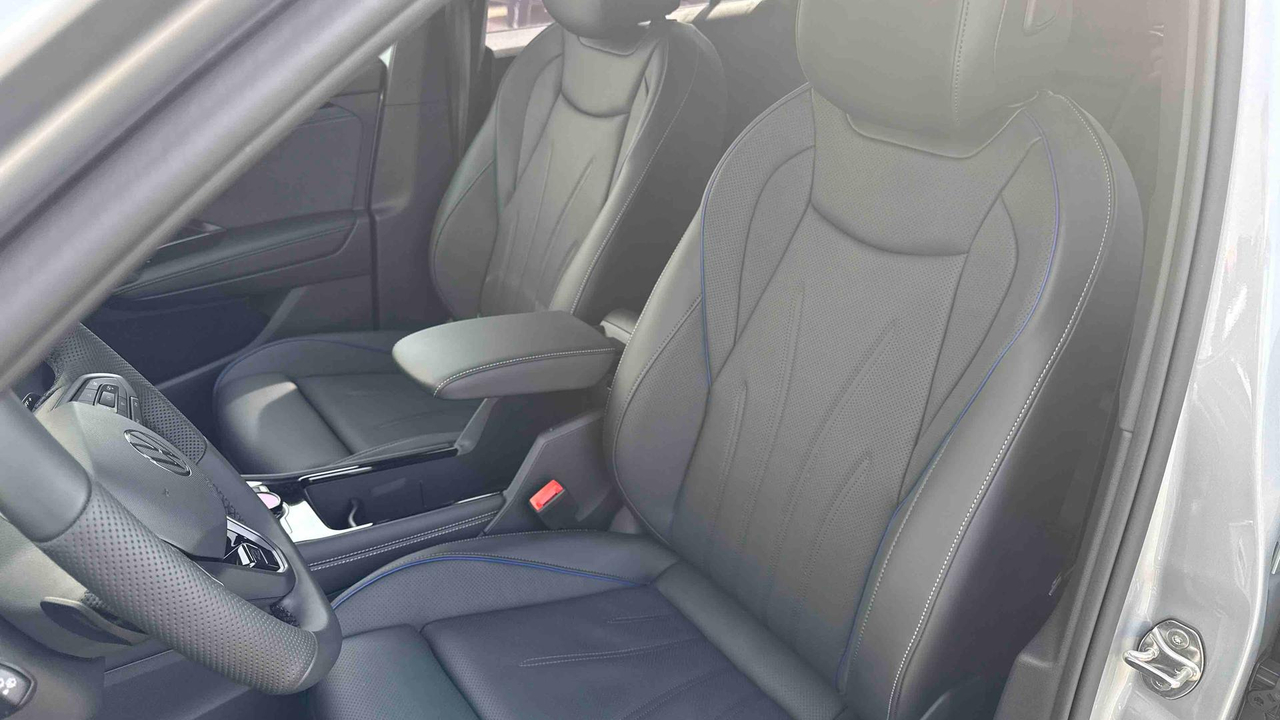 Volkswagen Tiguan 1.5 eTSI 150ch DSG7 — photo 11