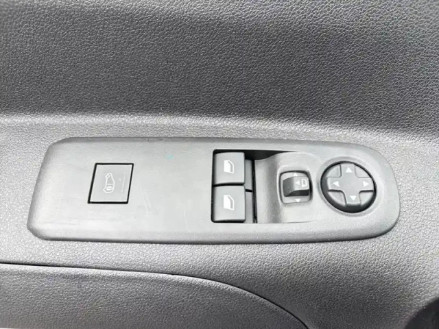 Opel Combo Cargo m 650 kg bluehdi 130 s&amp;s bvm6 — photo 20