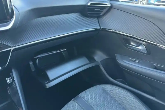 Peugeot 208 100 s&amp;s bvm6 — photo 49