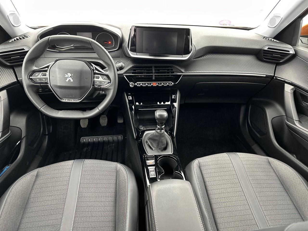 Peugeot 2008 puretech 100 s&s bvm6 allure — photo 11