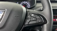 Dacia Sandero 1.0 SCe 65ch Essentiel -22 — photo 29