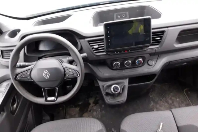 Renault Trafic blue dci 150 — photo 18