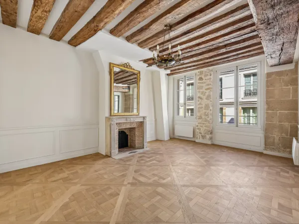 Île Saint-Louis — Élégant deux-pièces entièrement rénové