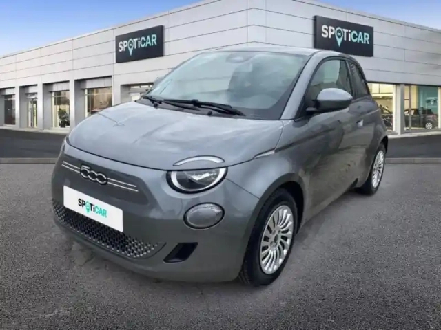 Fiat 500 e 95ch action