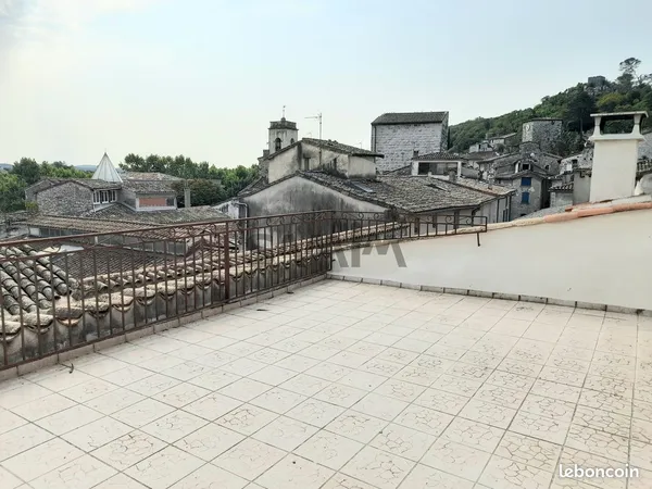Immeuble 9 pièces 135 m²