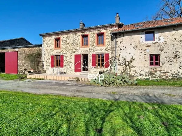 PROPRIÉTÉ DE CARACTÈRE SUR PLUS DE 2,5 HECTARES - ENVIRONNE