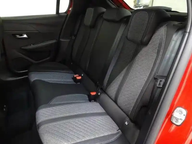 Peugeot 208 electrique 50 kwh 136ch — photo 43