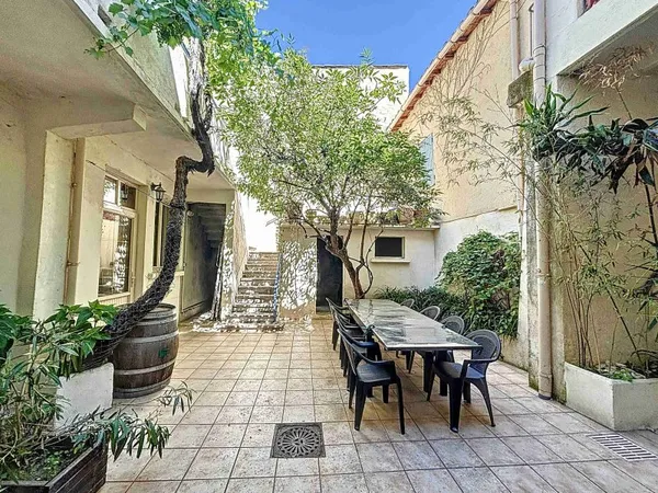 Vends maison 220m² Avignon Intra-Muros - Forte rentabilité