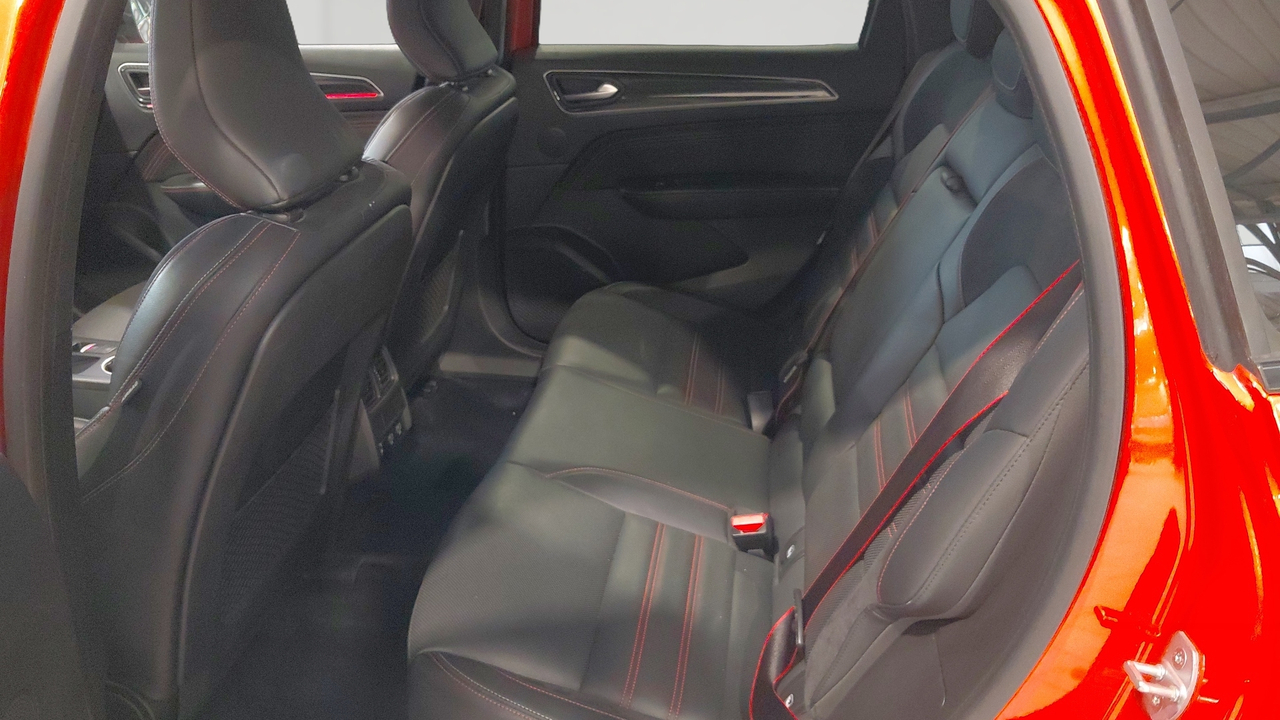 Renault Arkana E-Tech 145 - 21B — photo 12