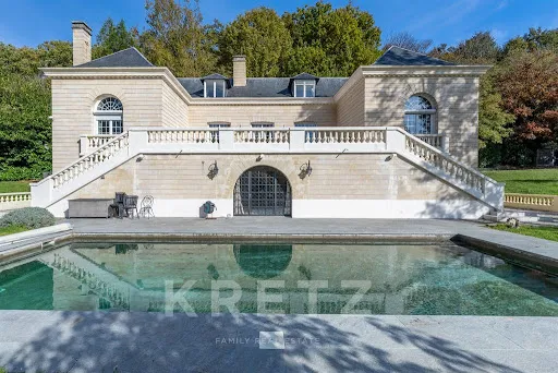 Maison 12 pièces 520 m²