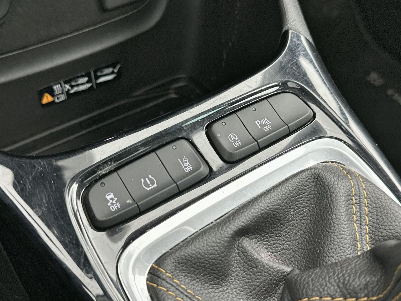 Opel Crossland x 1.2 turbo 130 ch ultimate — photo 29