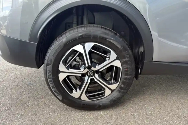 Citroën C3 Aircross 7 places hybride 145 ch auto — photo 12