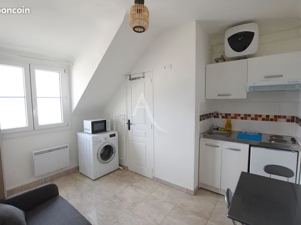 Studio 1 pièce 10 m²