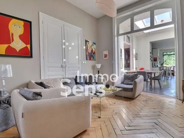 Maison 7 pièces 200 m²