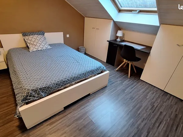 Chambre meublée, parking terrasse pour 1 salarié