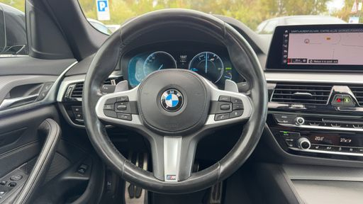 BMW Serie 5 518d 150 Steptronic8 - M Sport – 2020 – 138900 km – Diesel – Boîte Automatique — photo 47