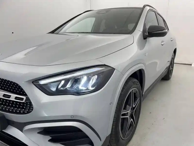 Mercedes Gla 250 e hybrid eq 8g-dct — photo 101