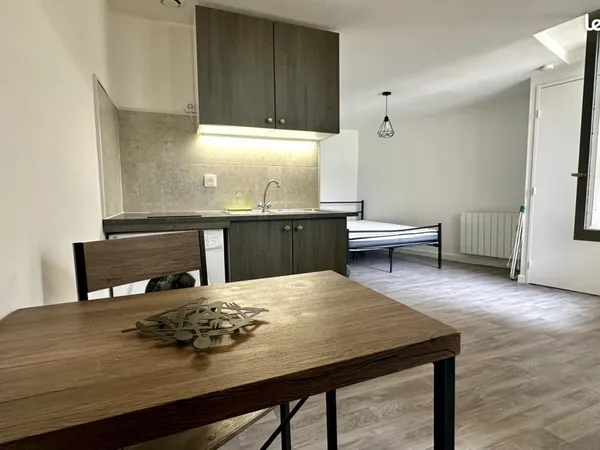 Studio 1 pièce 23 m²