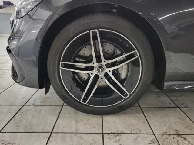 Mercedes Cla sse e 220 d amg line break — photo 9