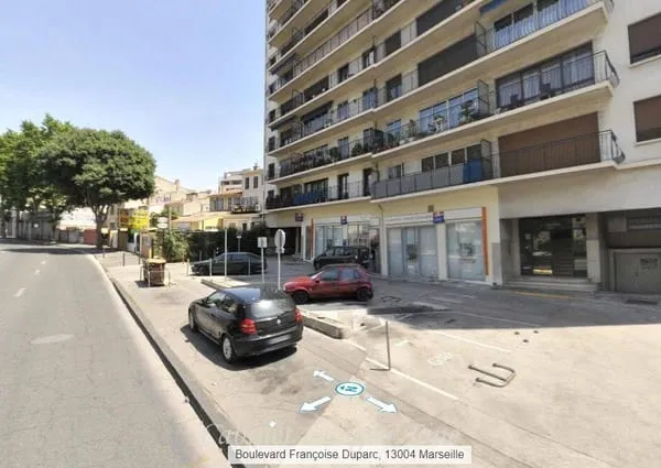 Parking 13 m²