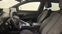 Peugeot 3008 Hybrid 136ch Allure Pack e-DCS6 — photo 12