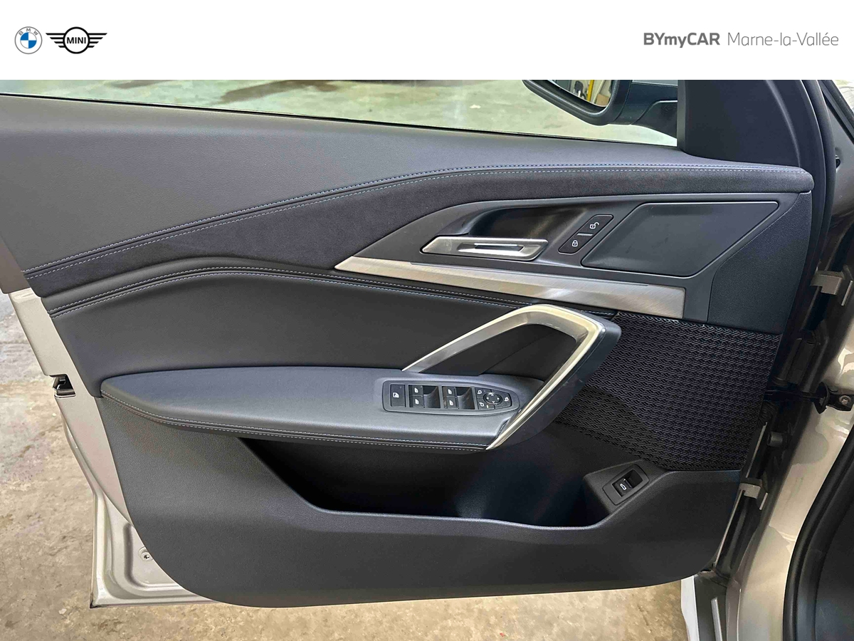 BMW X1 sDrive 20i 170ch DKG7 — photo 24
