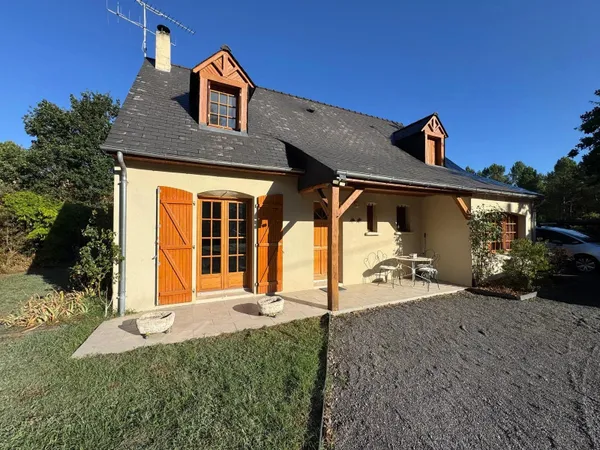MAISON 4 CHAMBRES AVEC JARDIN ET ATELIER