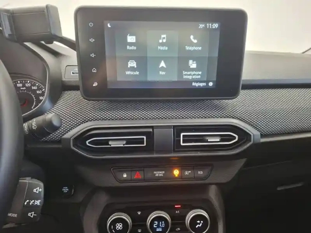 Dacia Sandero tce 90 gsr2 — photo 7