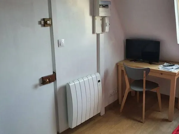 Studio 1 pièce 9 m²