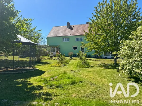 Maison 9 pièces 252 m²