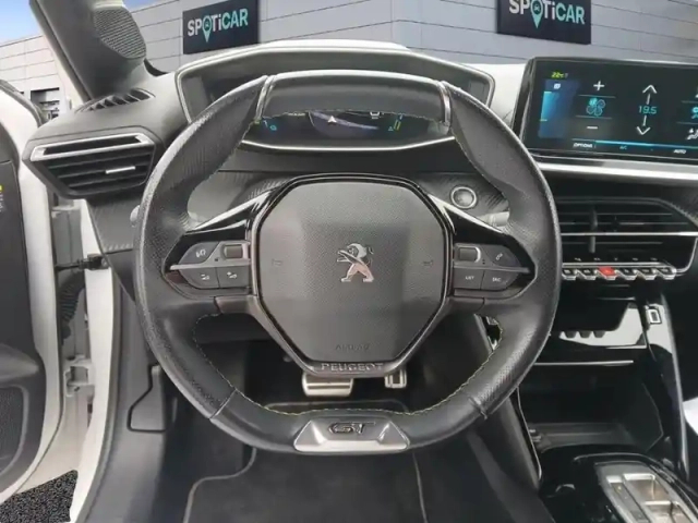 Peugeot 208 electrique 50 kwh 136ch gt — photo 12