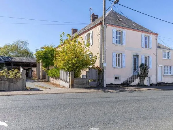 Maison 10 pièces 245 m²