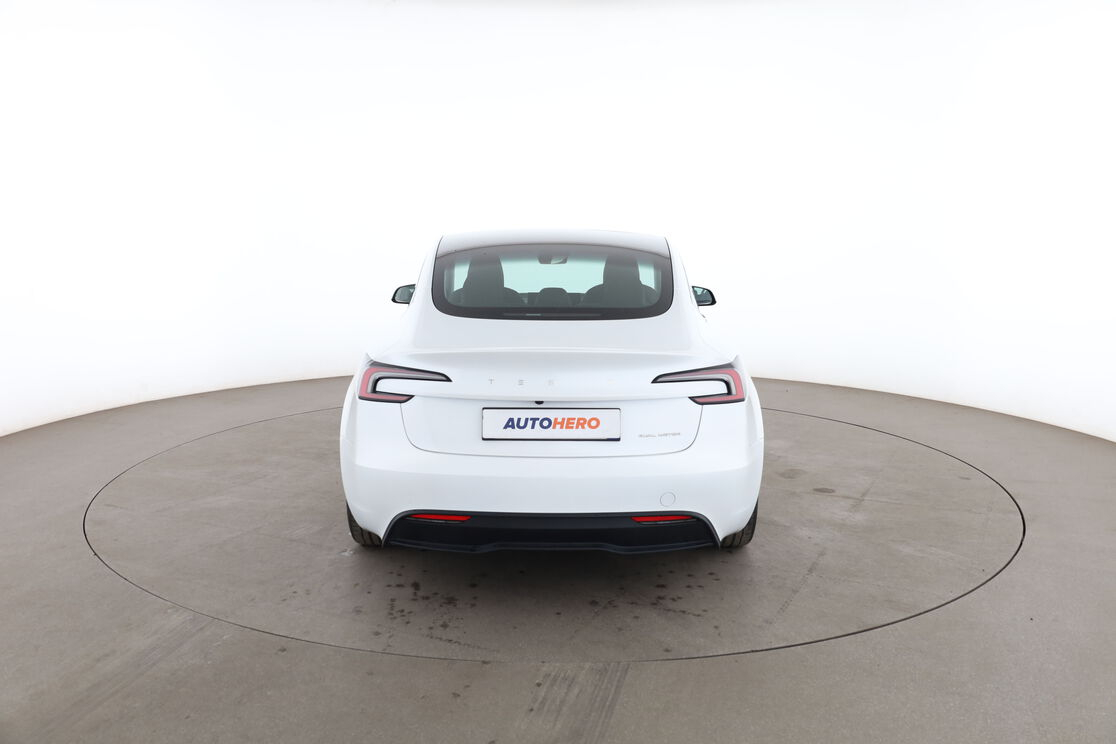 Tesla Model 3 Long Range Dual Motor AWD 75 kWh — photo 4
