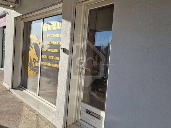 Local commercial 58 m²