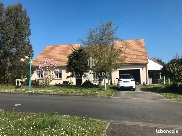 Pavillon 9 pièces 191 m²