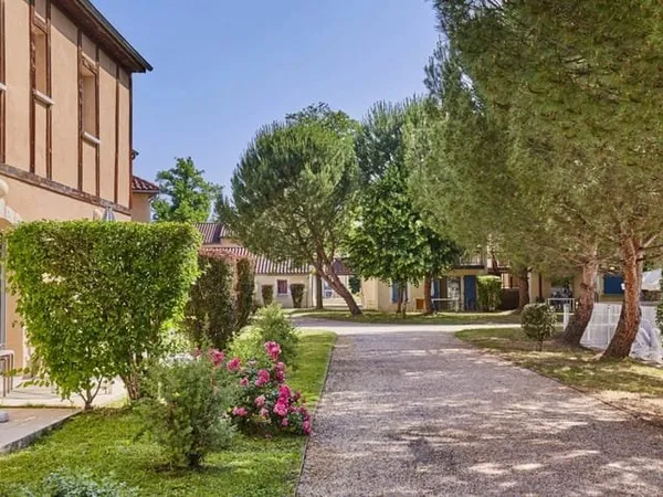 INVESTISSEMENT LOCATIF - Montignac-Lascaux - Résidence de tourisme Le Hameau du Moulin - 7,17 % de r