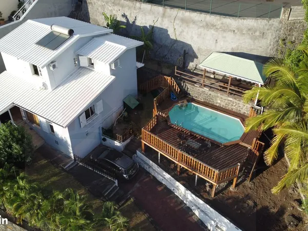 Villa 4 pièces 138 m²
