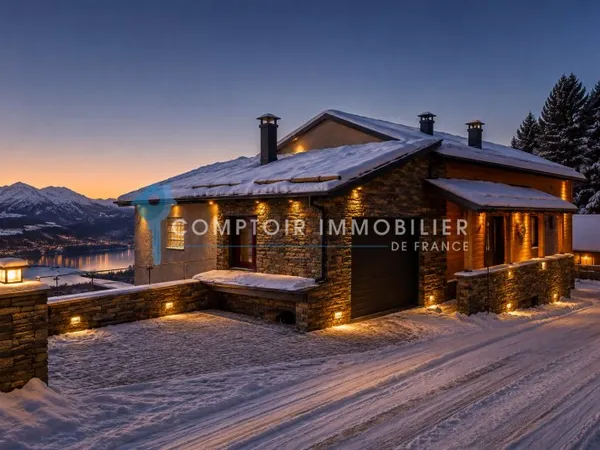 Maison 8 pièces 380 m²