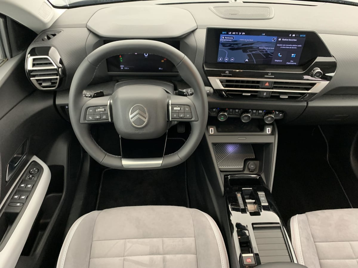 Citroën C4 — photo 13