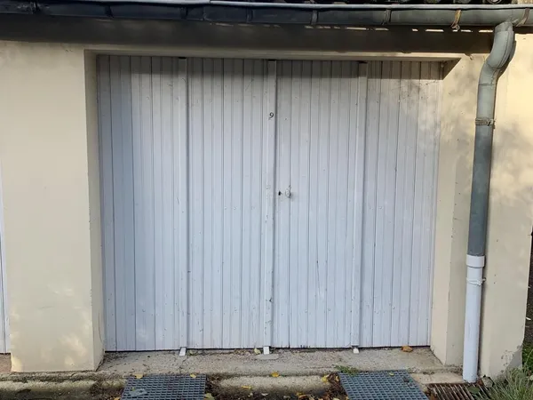 Parking 16 m²