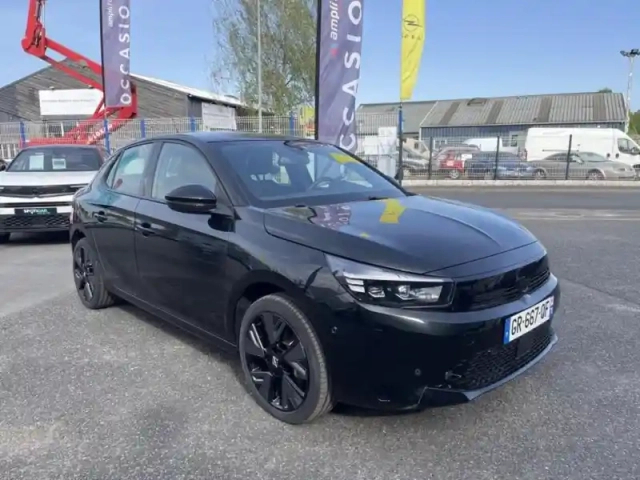 Opel Corsa electric 156ch gs — photo 3