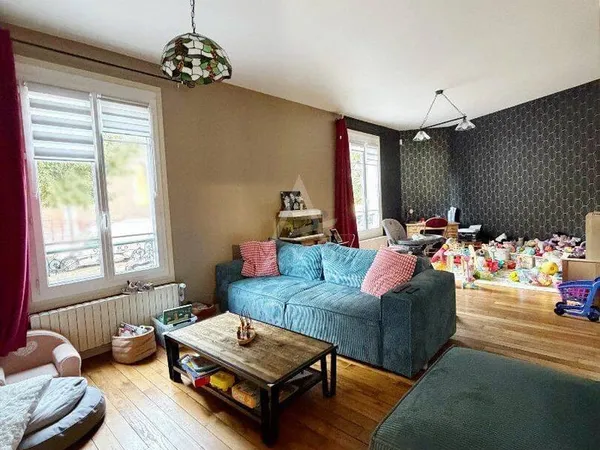 Maison 7 pièces 130 m²