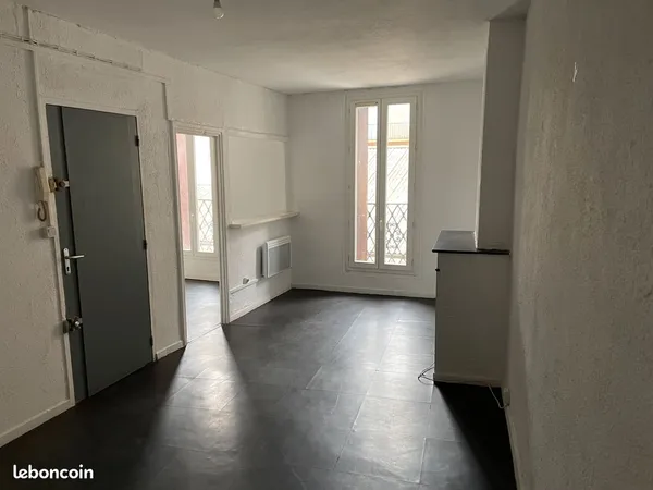 Loue T2 Béziers Clemenceau