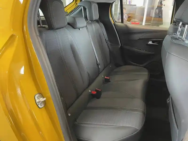Peugeot 208 puretech 100 s&amp;s bvm6 — photo 32
