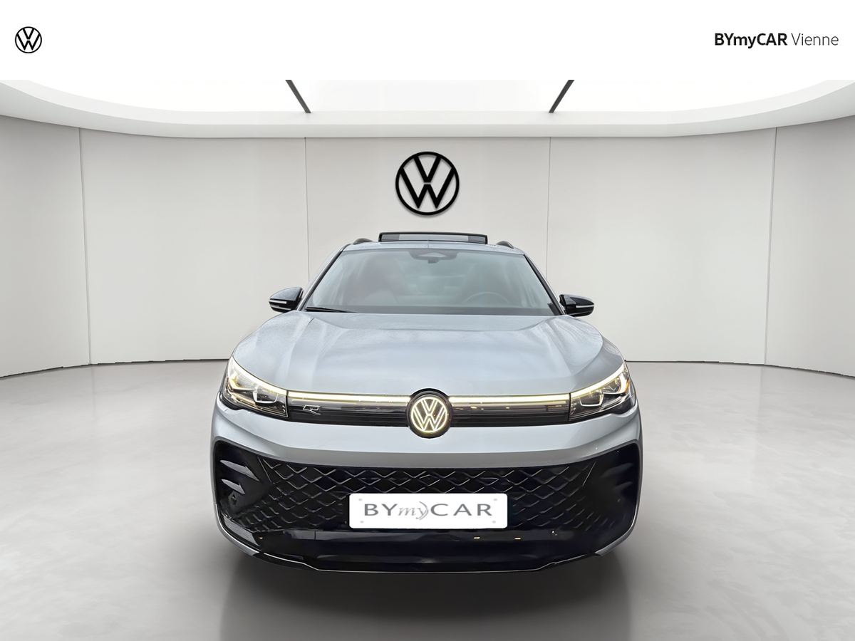 Volkswagen Tiguan 1.5 eHybrid 204ch DSG6 — photo 8
