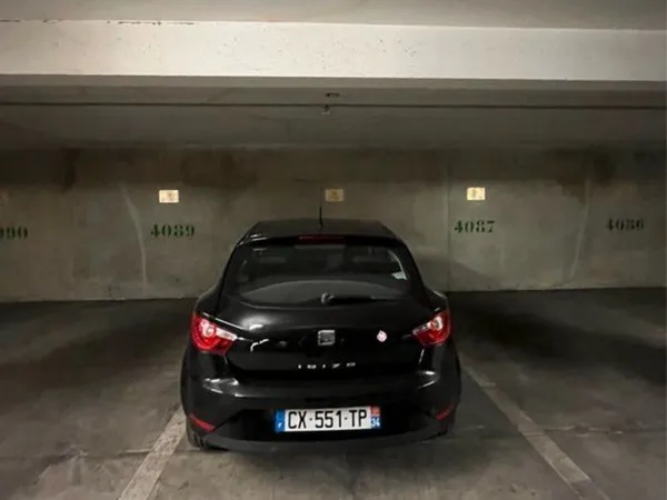 Parking dans résidence sécurisée Jean Jaurès