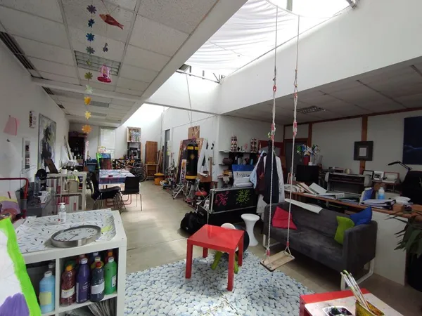 A vendre à Bruges bureau N°17 loué de 60 m2